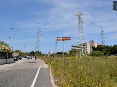 Per visitarla basta prendere la statale 16 in direzione nord, imboccare il predetto svincolo e poi dirigersi verso via Tatarella